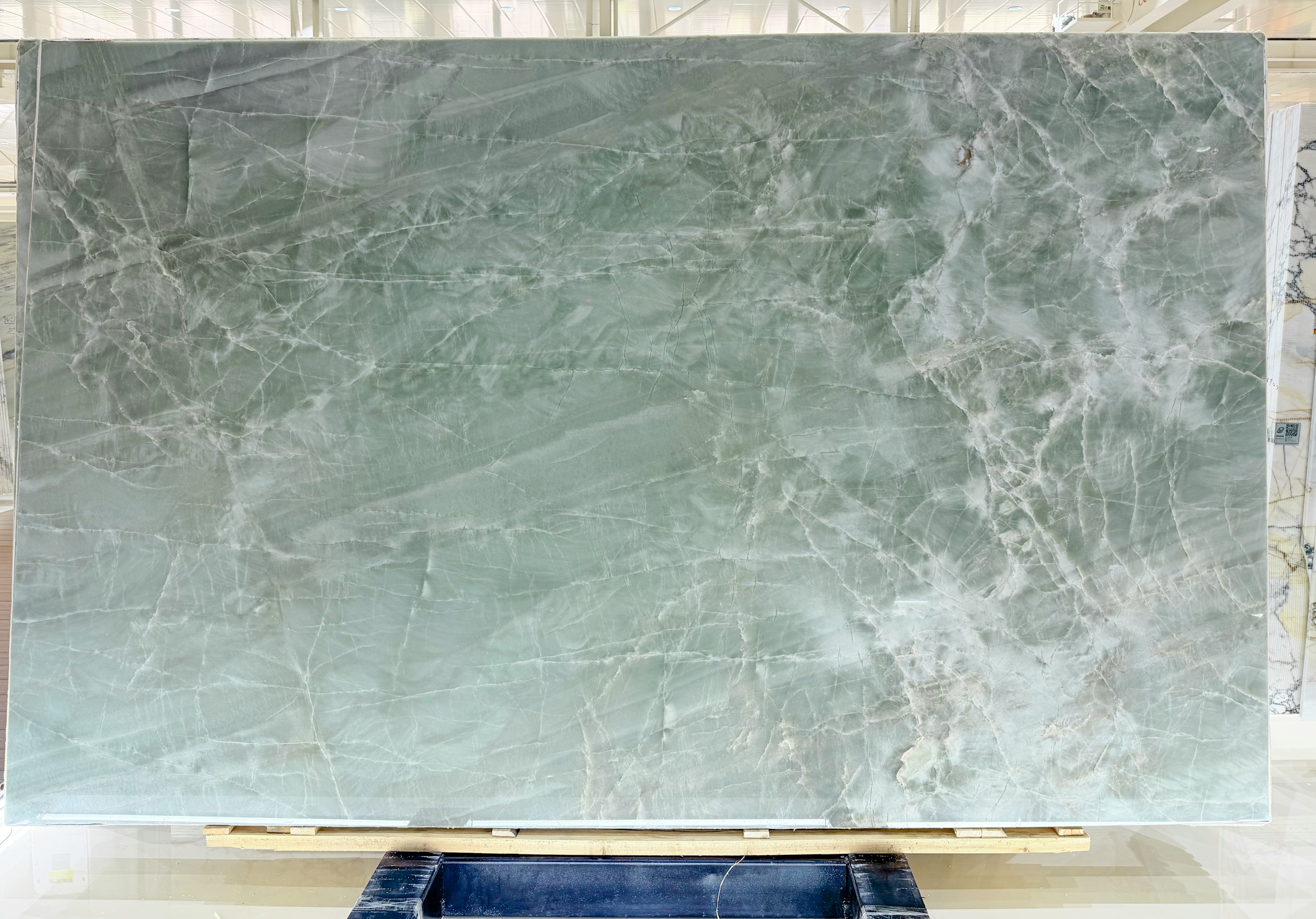 Verde  Emerald — view 3